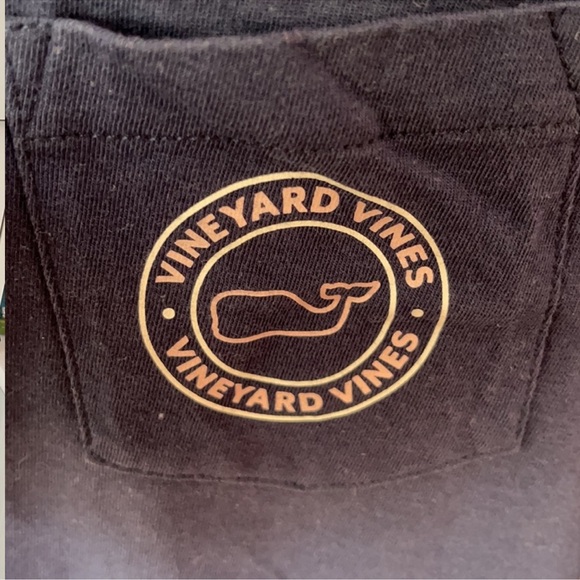 NWOT VINEYARD VINES LONG SLEEVE - Picture 2 of 4